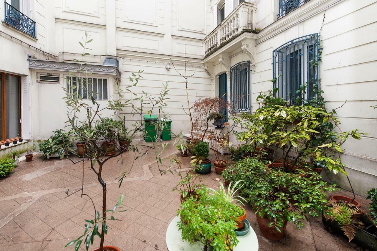 Paris Entre Opera Et Montmartre Apartment Exterior photo